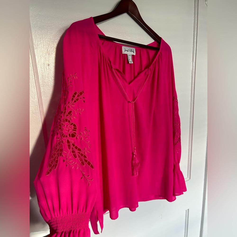Joseph Ribkhoff Tassle Blouse
